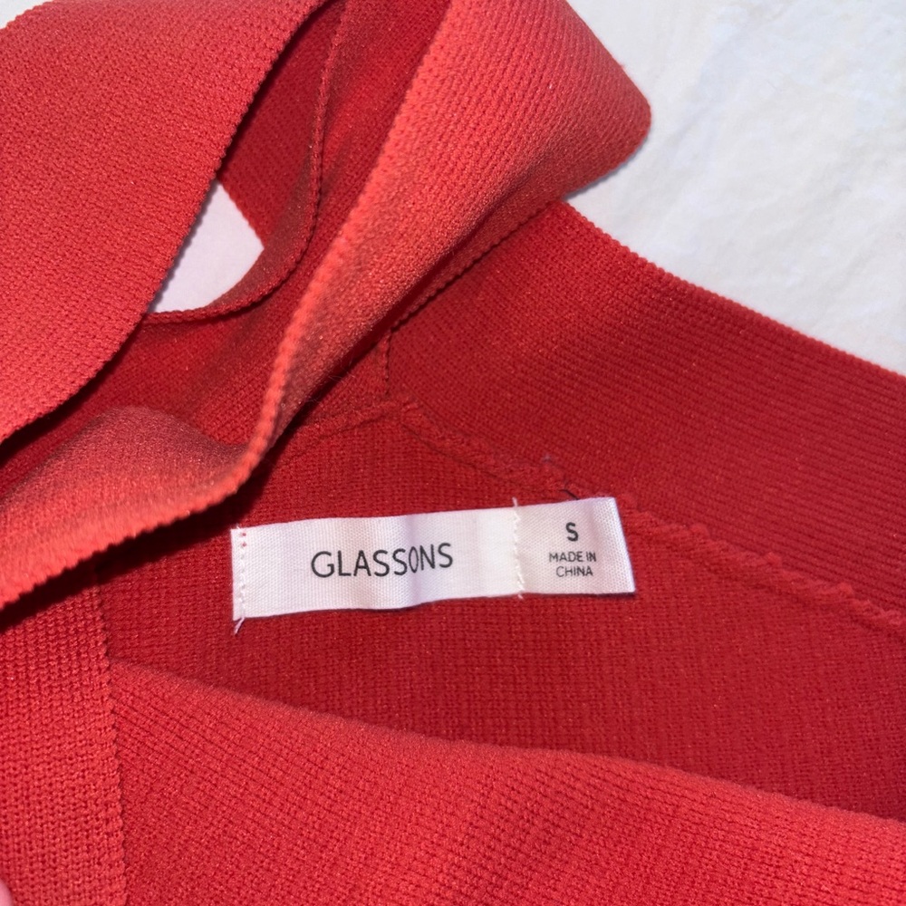 Crisscross Red Ribbed Top - Picture 5 of 5